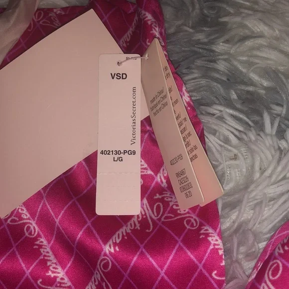 New Victoria Secret slippers - Picture 4 of 8